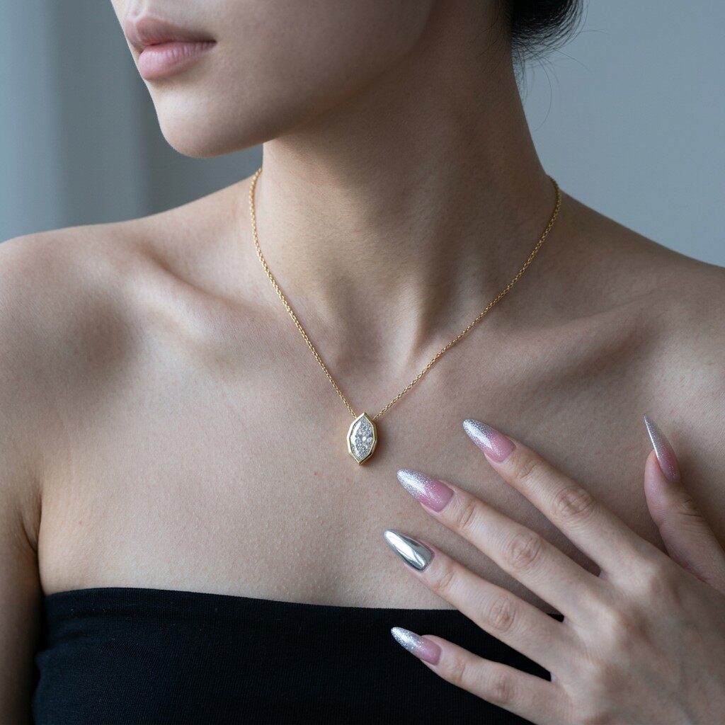 3Carat Bezel Set Marquise Cut  - Bezels Set Pendant recension och pris